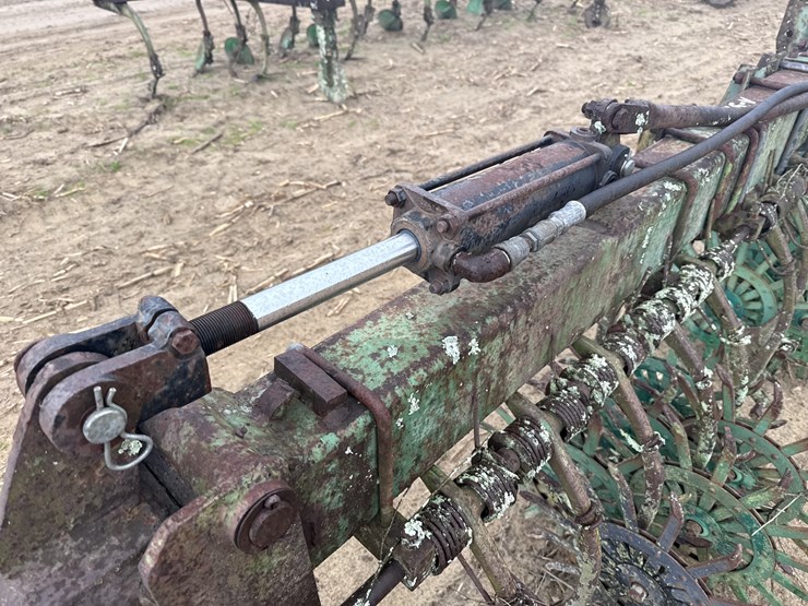 john-deere-400-image-4