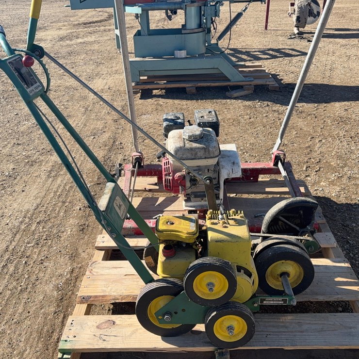 John Deere Edger