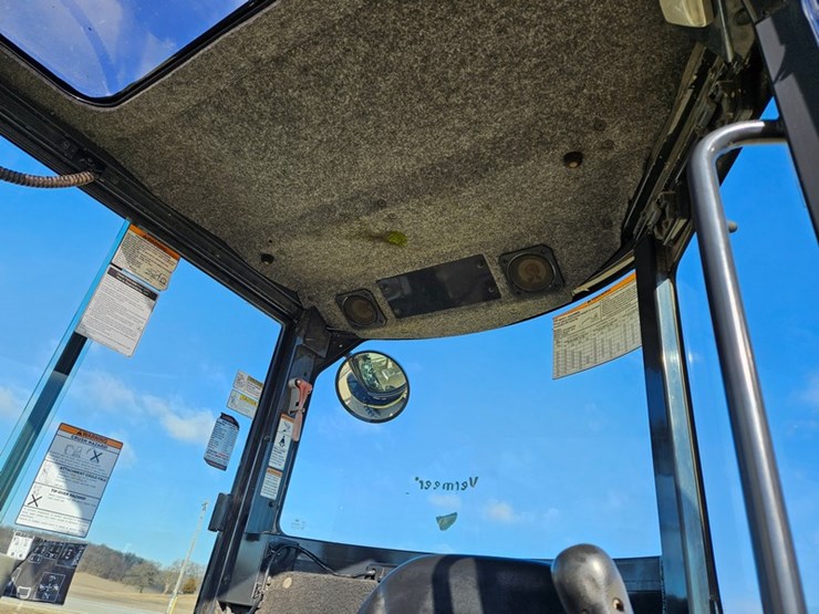 yanmar-vio45-image-32