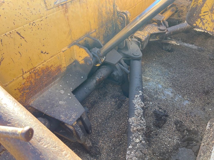 caterpillar-d8h-image-22