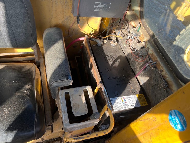 caterpillar-d8h-image-27