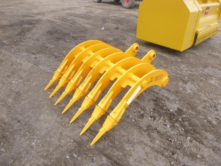 caterpillar-305-image-1