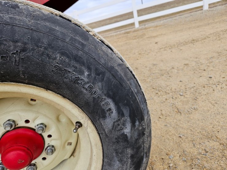 massey-ferguson-1383-image-36