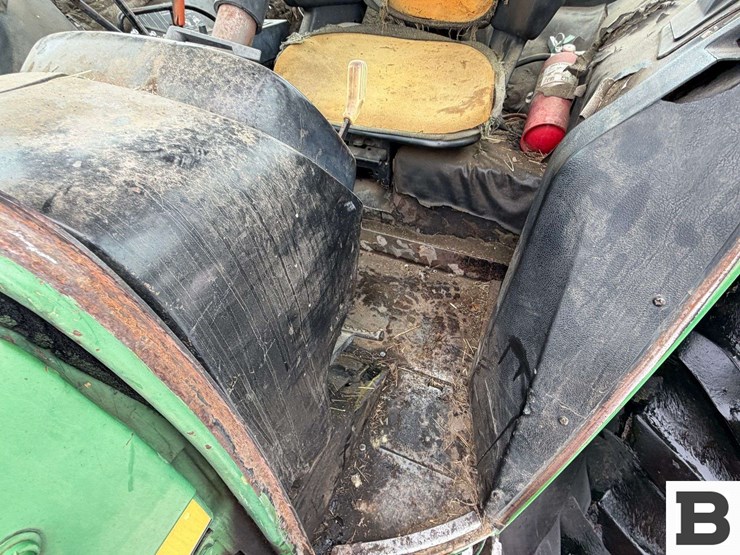 john-deere-4230-image-32