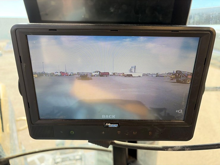 2016-agco-terragator-9300-image-36