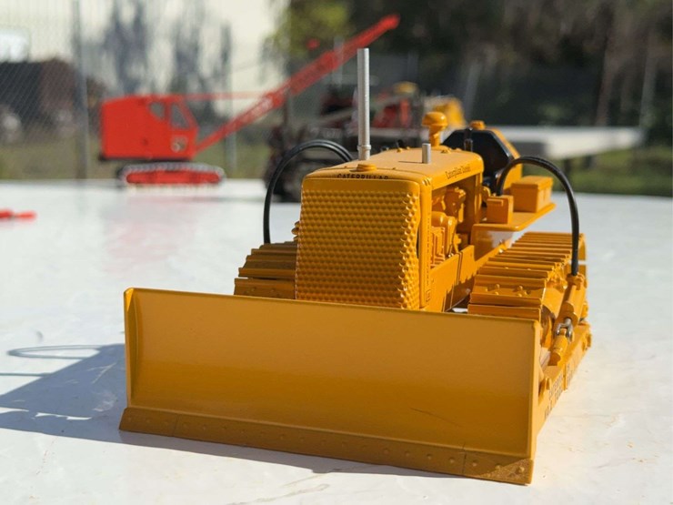 caterpillar-d2-image-3