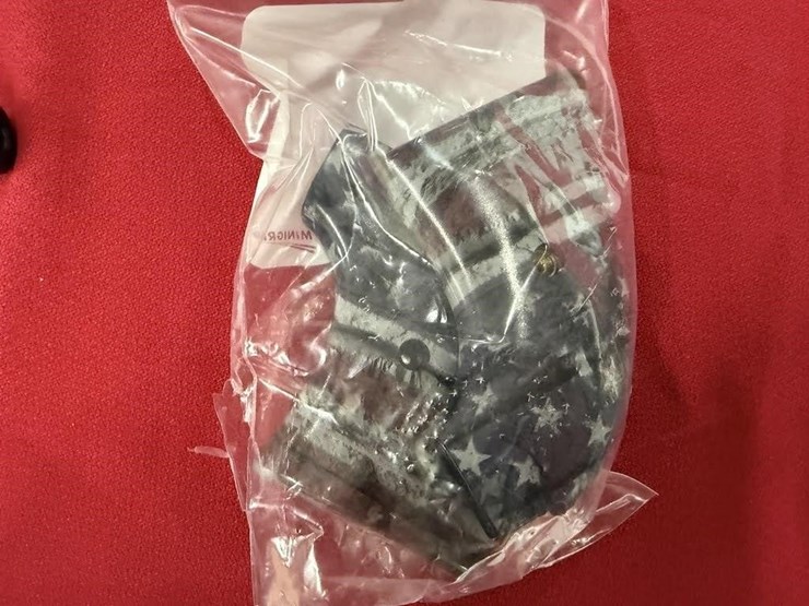 heritage-rough-rider-.22-pistol-image-7