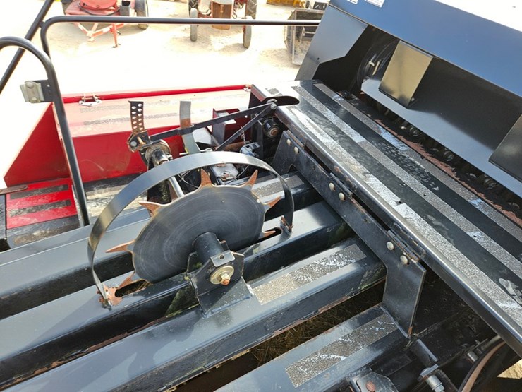 new-holland-bb940a-image-31