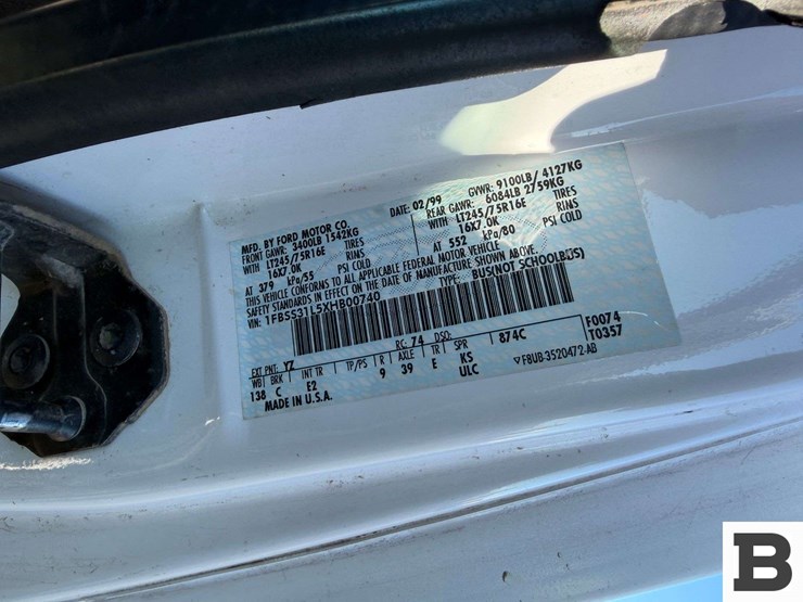 1999-ford-econoline-350-image-33