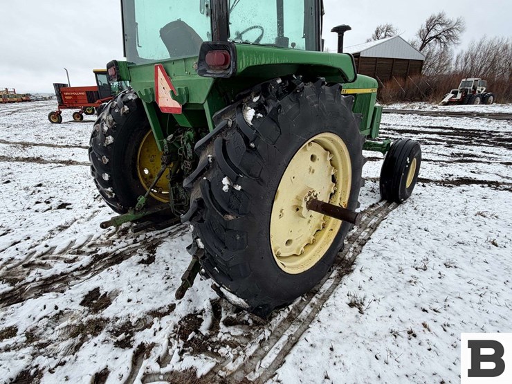 john-deere-4230-image-22