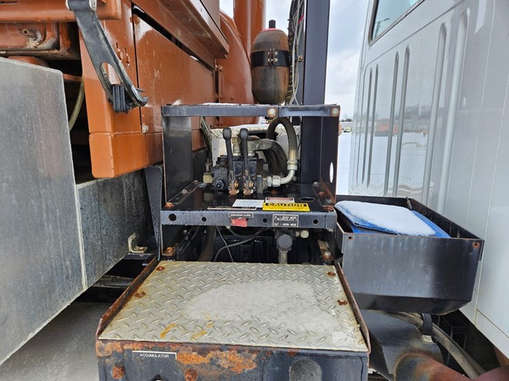 2001-vactor-2100-image-17