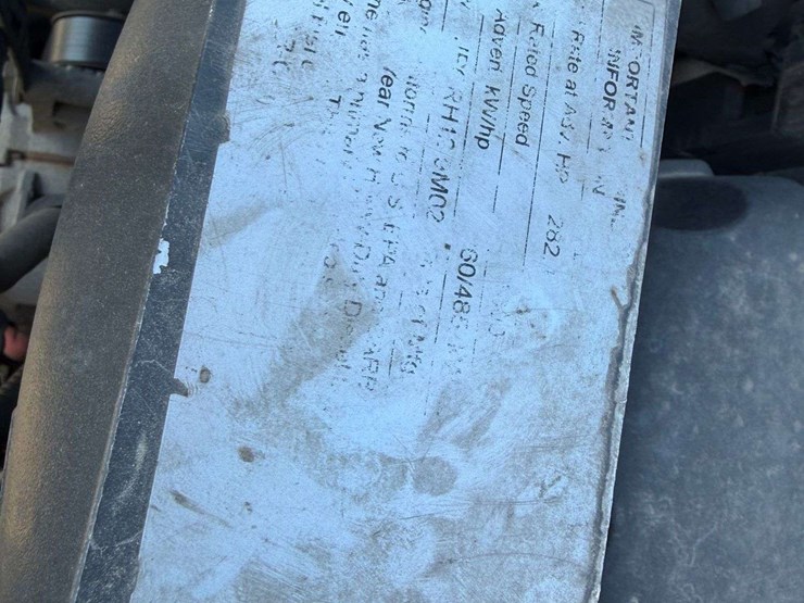 2019-kenworth-t680-image-53