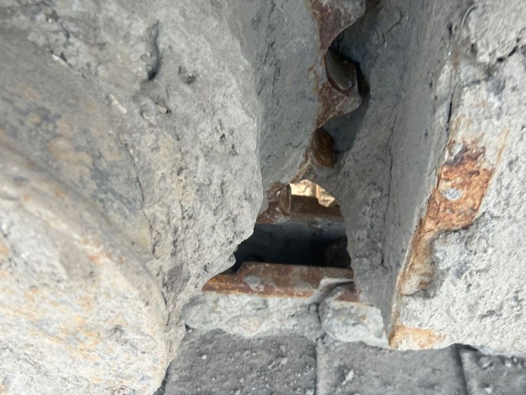 deere-240d-lc-image-16