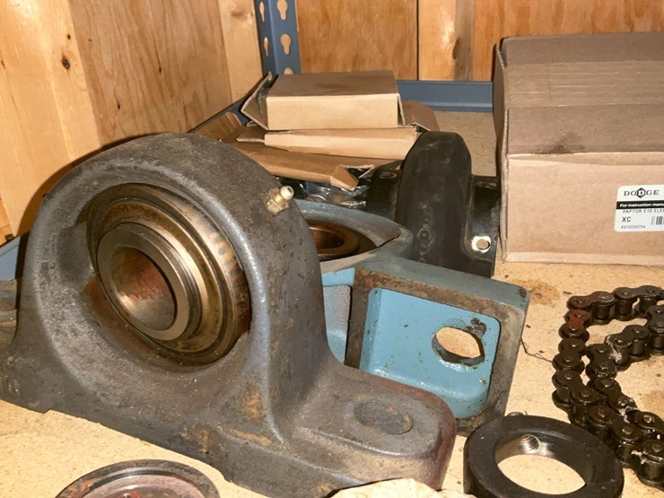 #248-•-parts-on-shelf-image-5