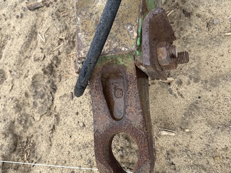 john-deere-630-image-8