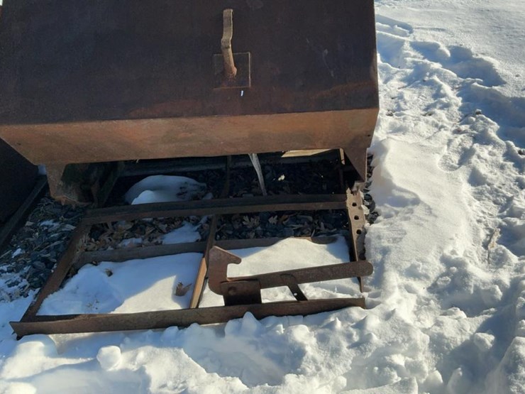 #224-•-self-dumping-hopper-image-7