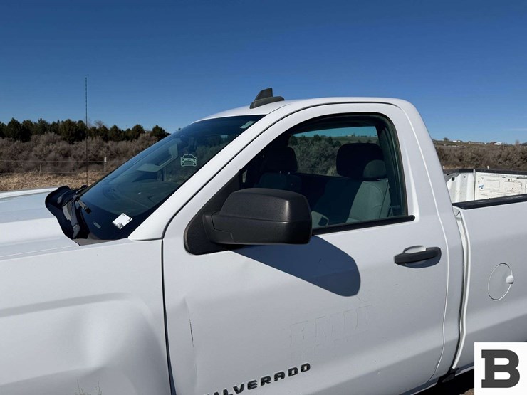 2016-chevrolet-silverado-1500-image-11