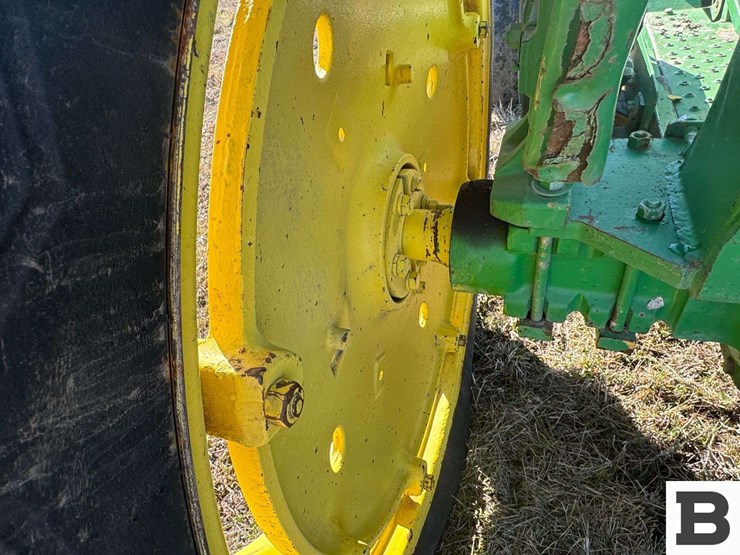 john-deere-2555-image-18