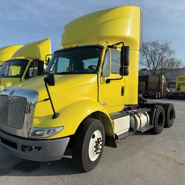 2016 INTERNATIONAL 8600