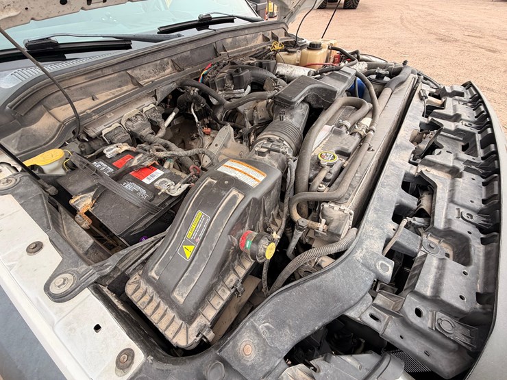 2015-ford-f550-image-18