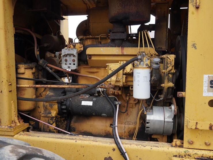 caterpillar-930-image-13