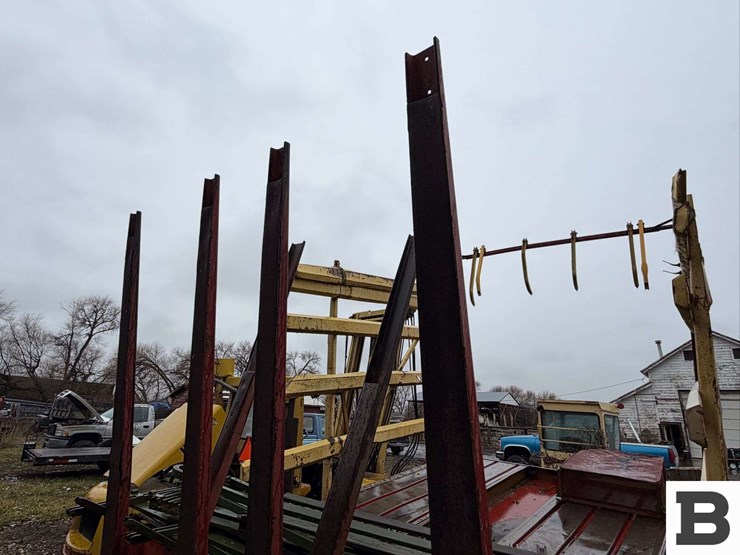 new-holland-1075-image-16