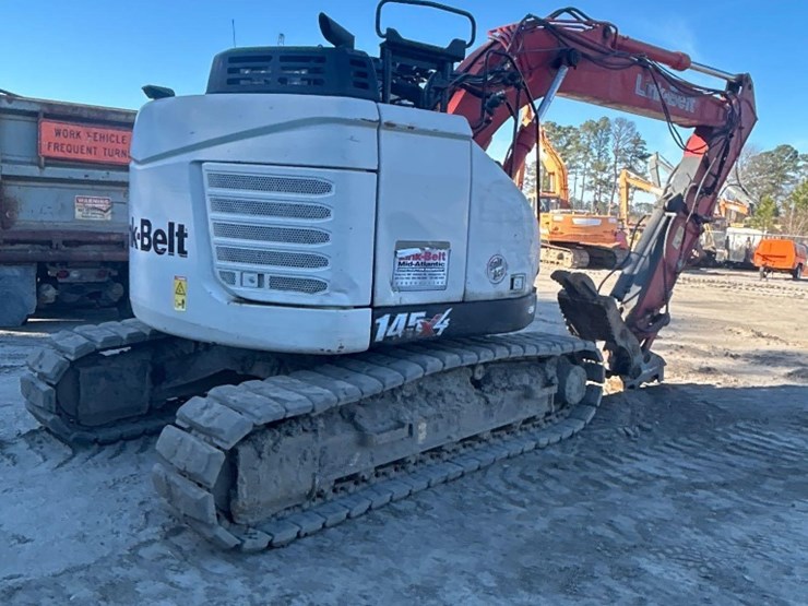 2020-link-belt-145x4-zero-swing-hydraulic-excavator-image-3