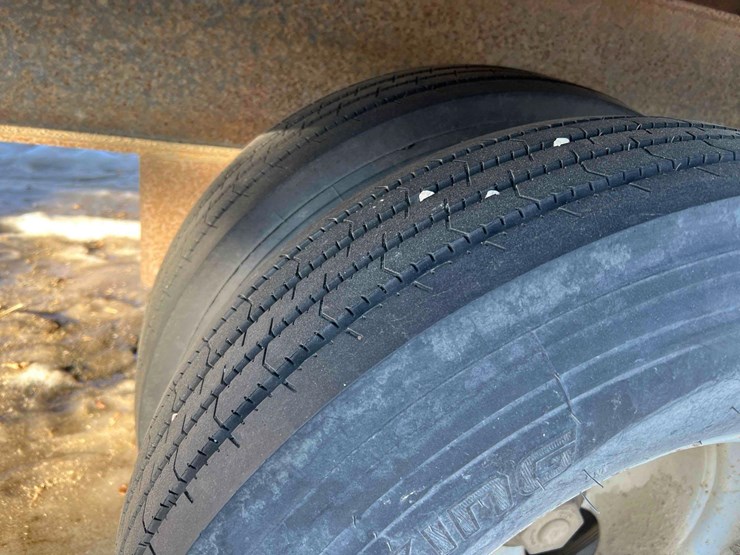 infinity-gooseneck-trailer-image-7