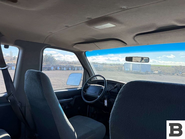 1995-ford-econoline-350-image-28