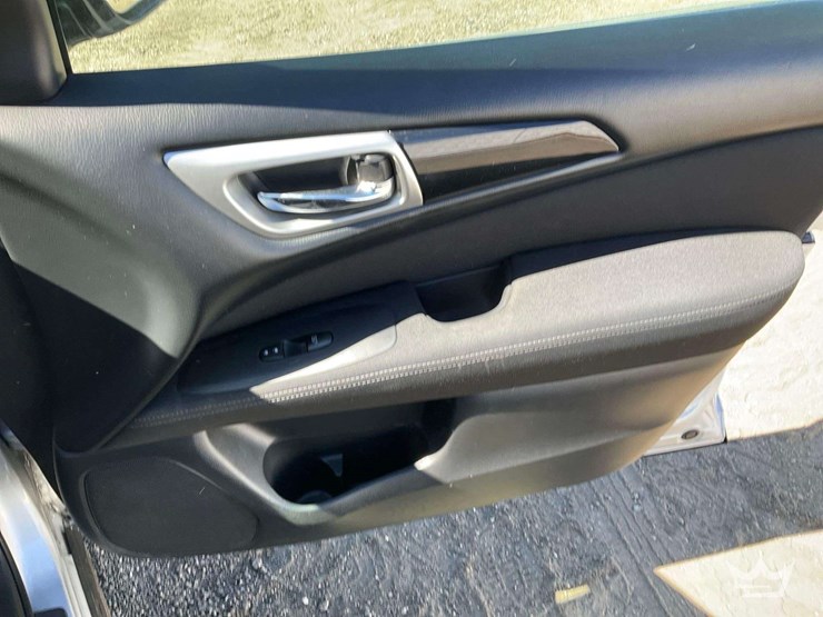 2017-nissan-pathfinder-image-23