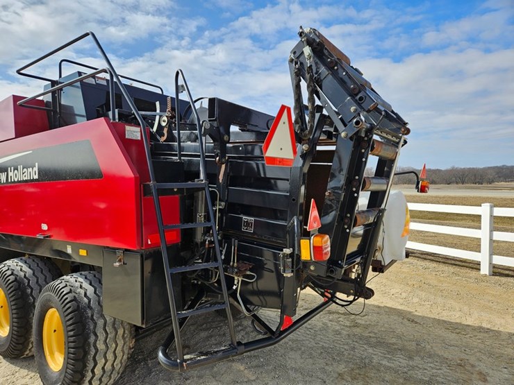 new-holland-bb940a-image-24