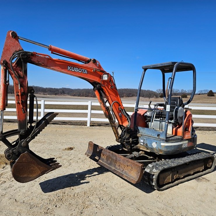 KUBOTA U35