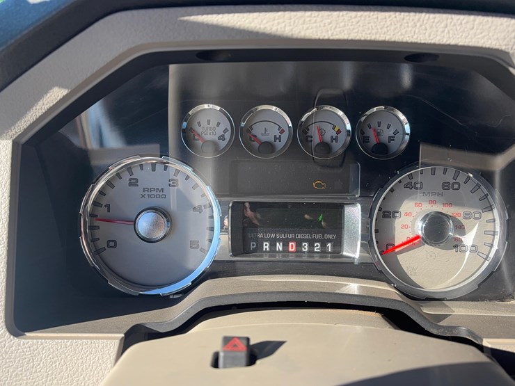 2010-ford-f350-image-18