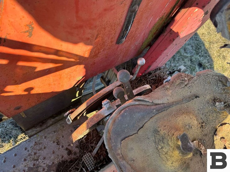 massey-ferguson-285-image-31