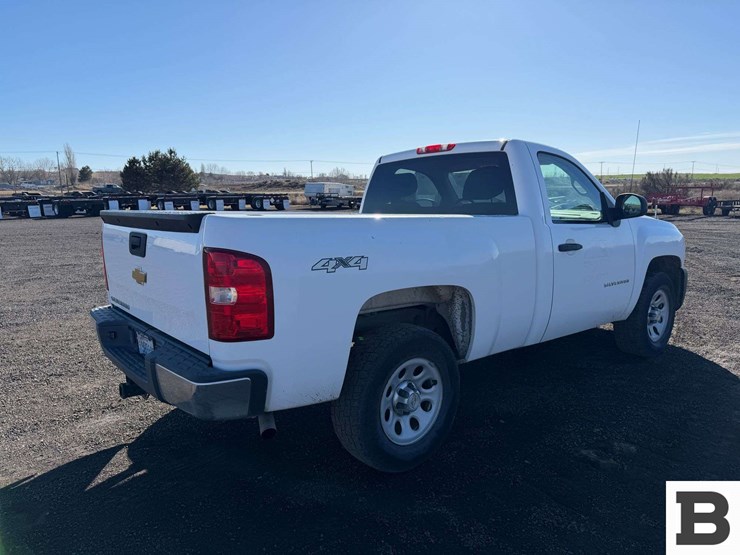 2013-chevrolet-silverado-1500-image-5
