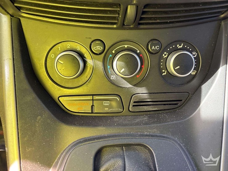 2016-ford-escape-image-18