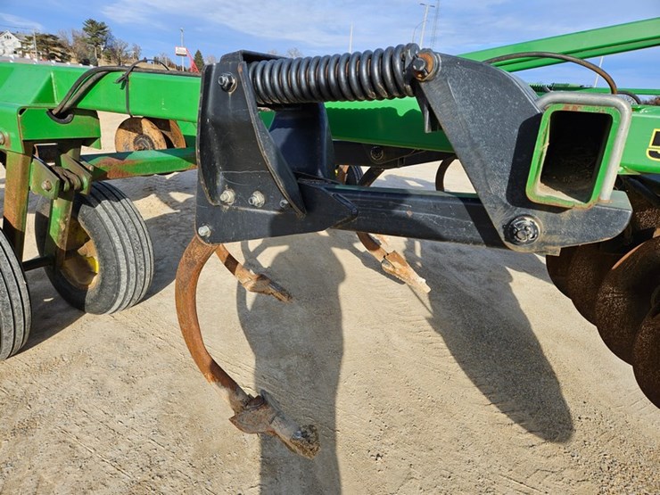 john-deere-510-image-11