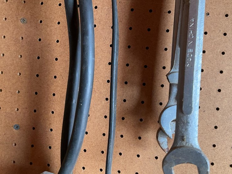 #265-•-wrenches,-saw-bar,-cant-hook-parts-image-4