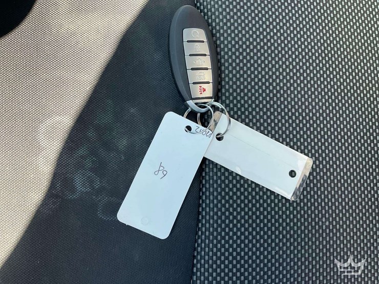 2017-nissan-pathfinder-image-38