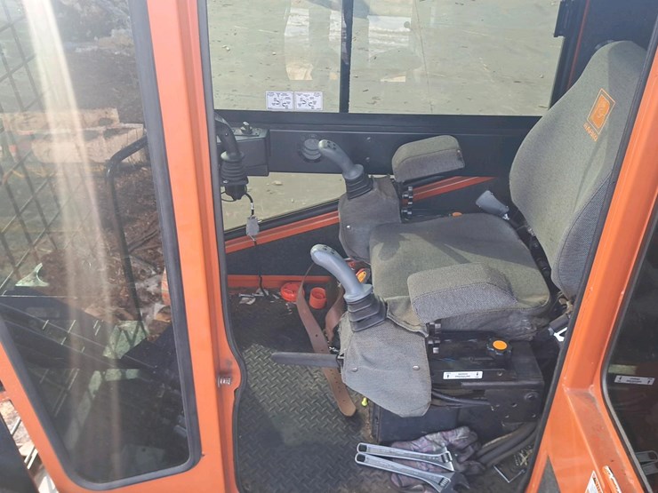 2020-barko-595b-image-11