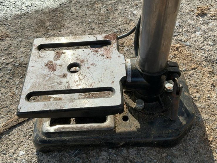 #269-•-central-machinery-5-speed-bench-drill-press-image-7