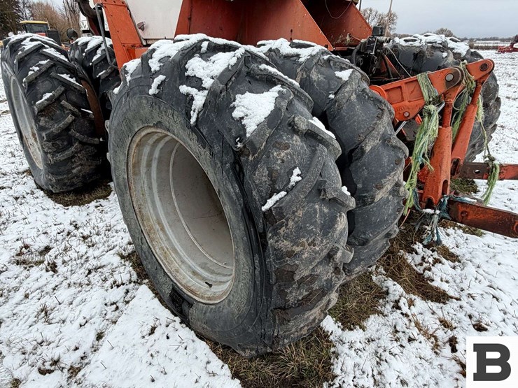 case-2670-tractor-image-8