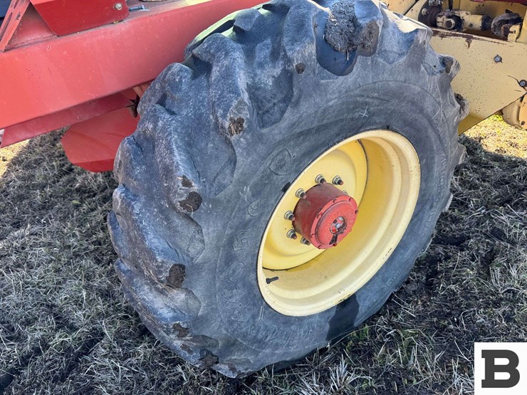 new-holland-2550-image-26