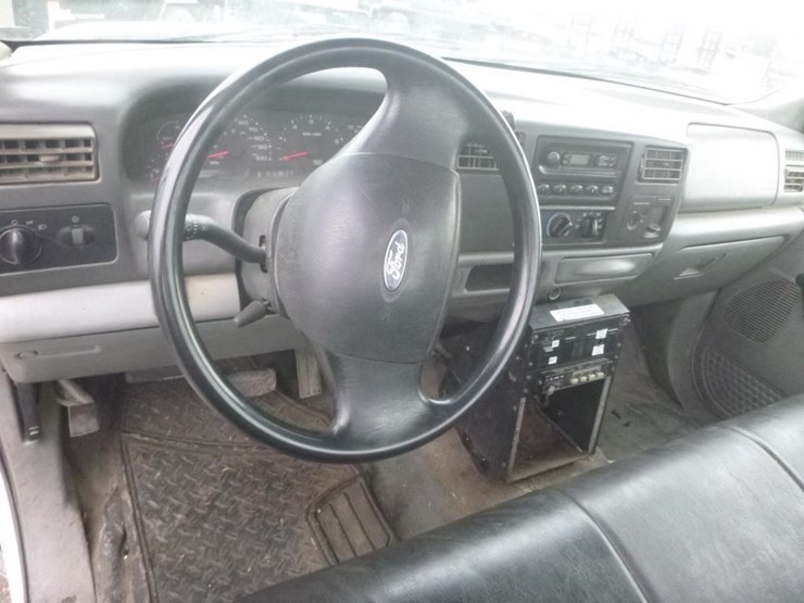 2004-ford-f450-image-12