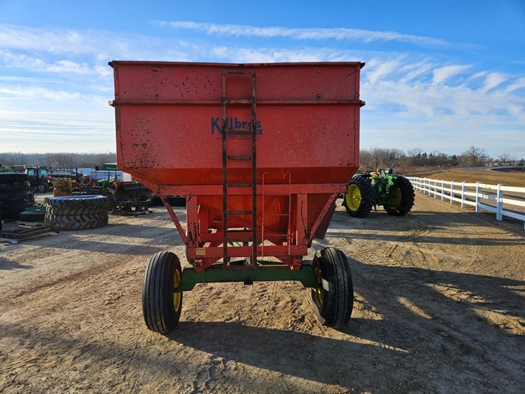 john-deere-1065-image-4