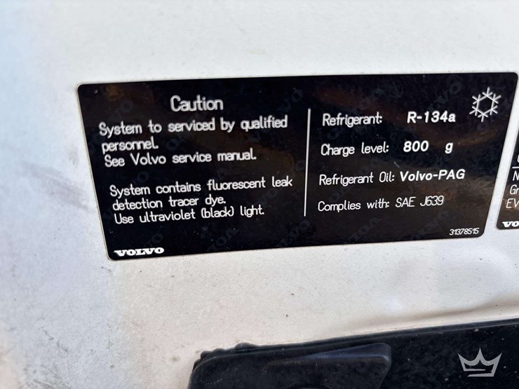 2016-volvo-xc60-image-10