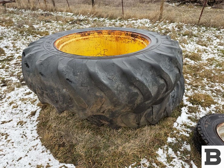 18.4-38-tractor-tires-and-rims-image-8