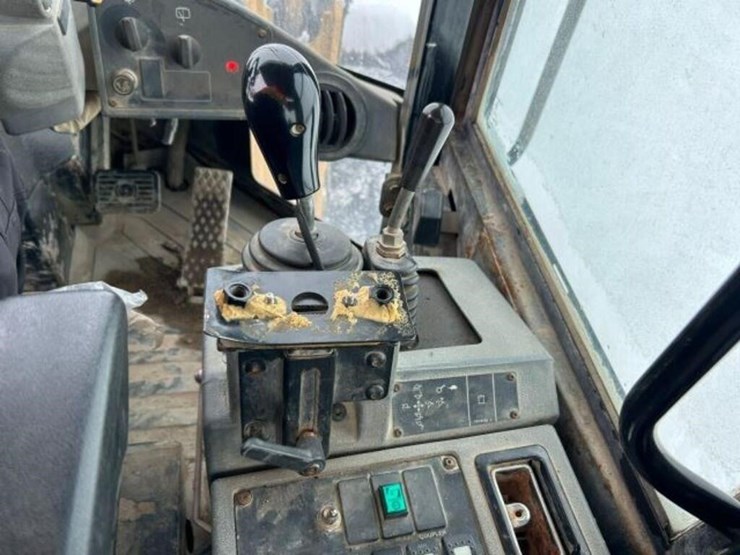 2001-caterpillar-928g-image-16