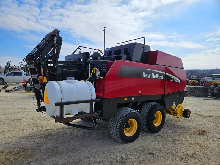 new-holland-bb940a-image-5