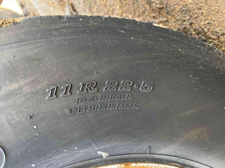 hopper-trailer-image-13